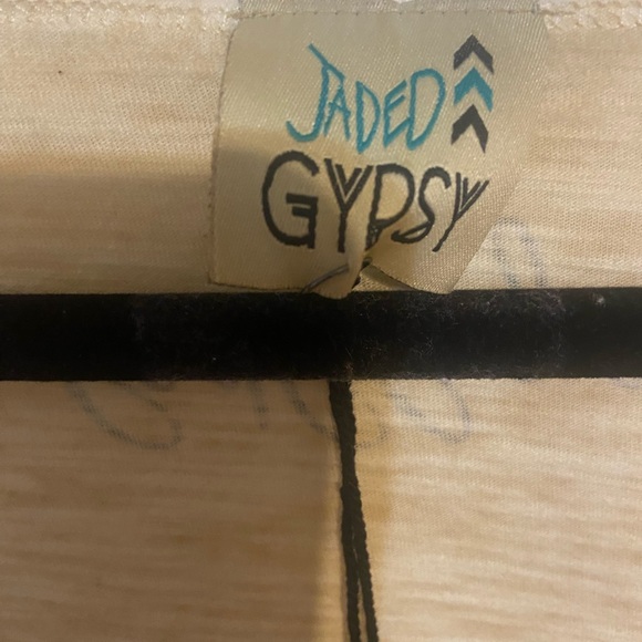 NWT! Jaded Gypsy Eagles 🦅 Graphic Beige T-Shirt - Picture 5 of 7